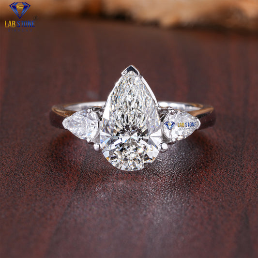 3.67 TDW Pear Cut Diamond Women's Three Stone Ring