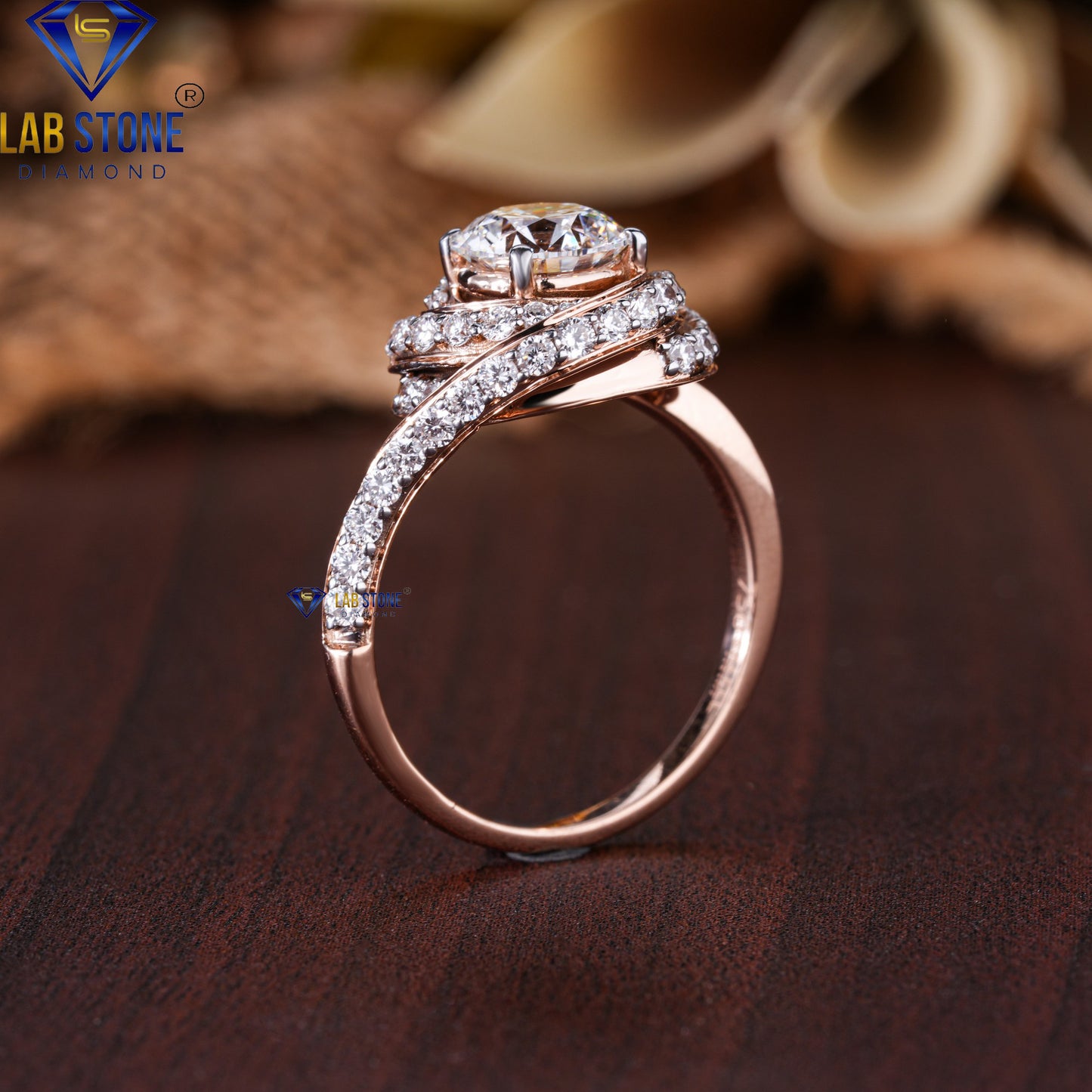 1.86 TDW Round Cut Diamond Women's Engagement Ring