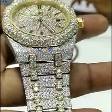 27.85 CT TDW Round Cut Diamond men's Watch