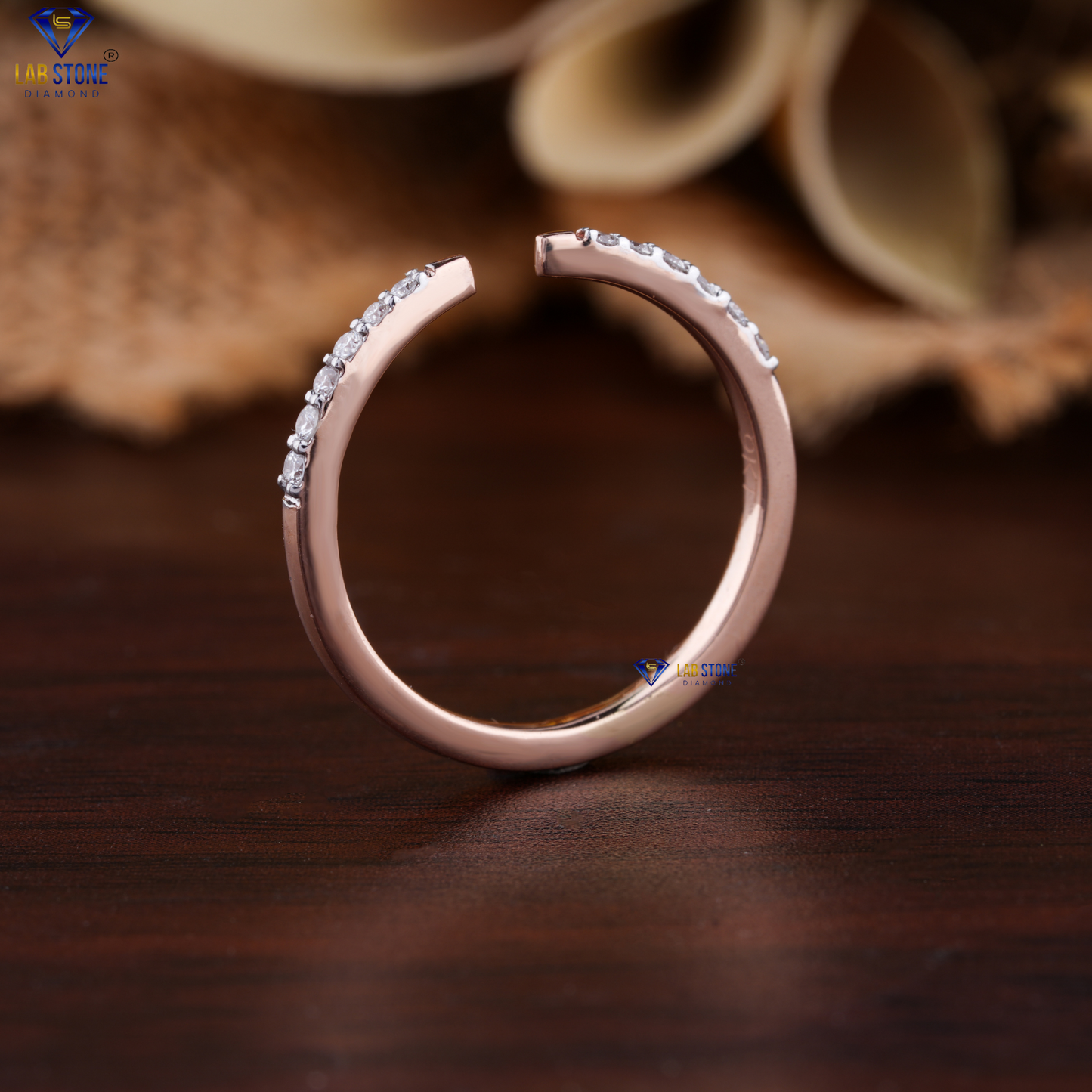 0.13 TDW Round Cut Diamond Band