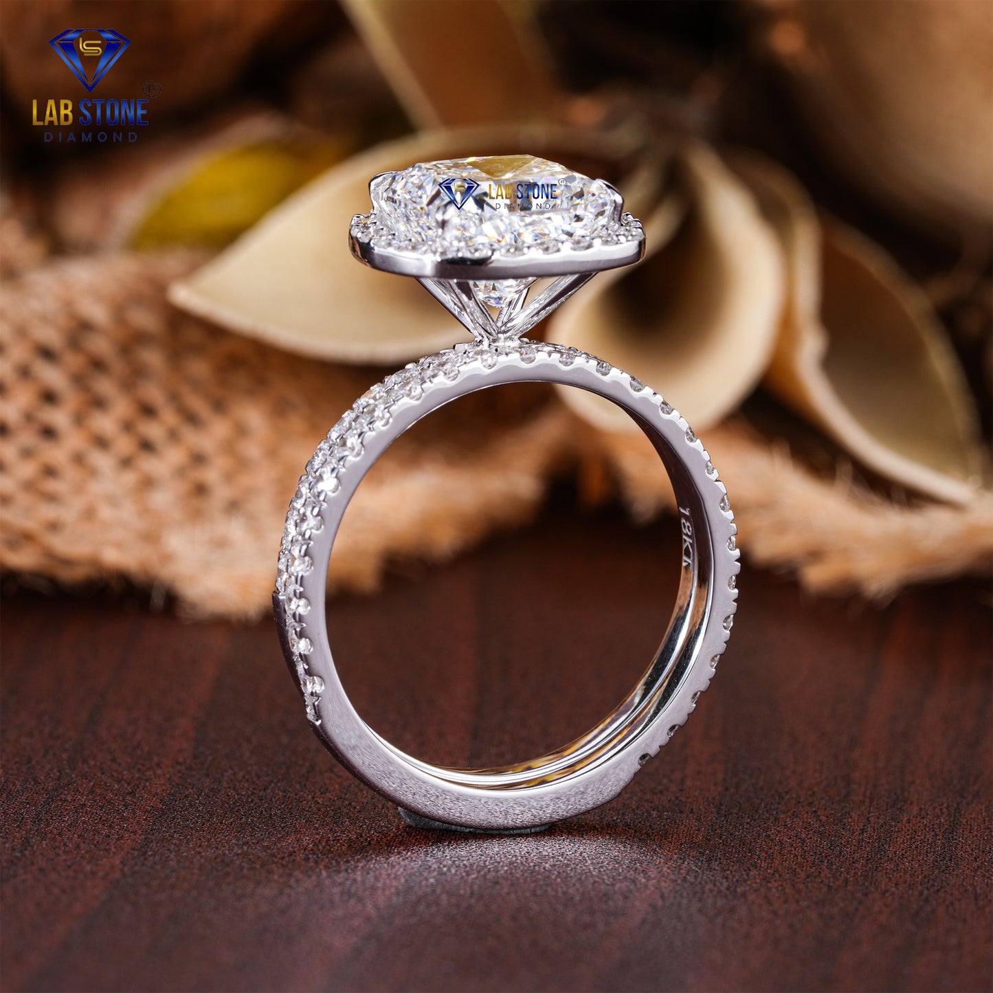 1.84 TDW Cushion & Round Cut Diamond Women’s Ring with Band