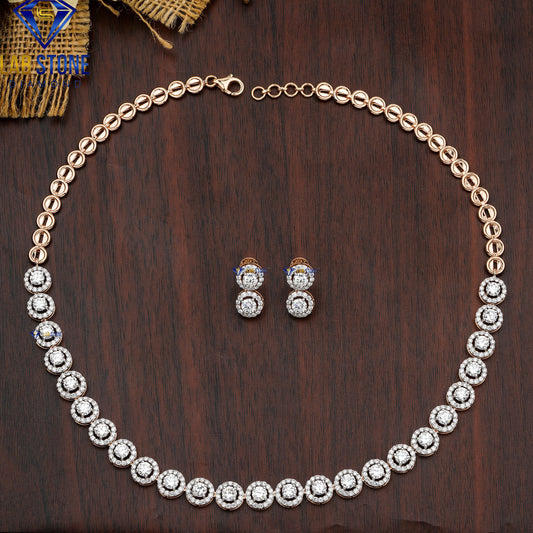 37.53 TDW Round Cut Diamond Charm Necklace