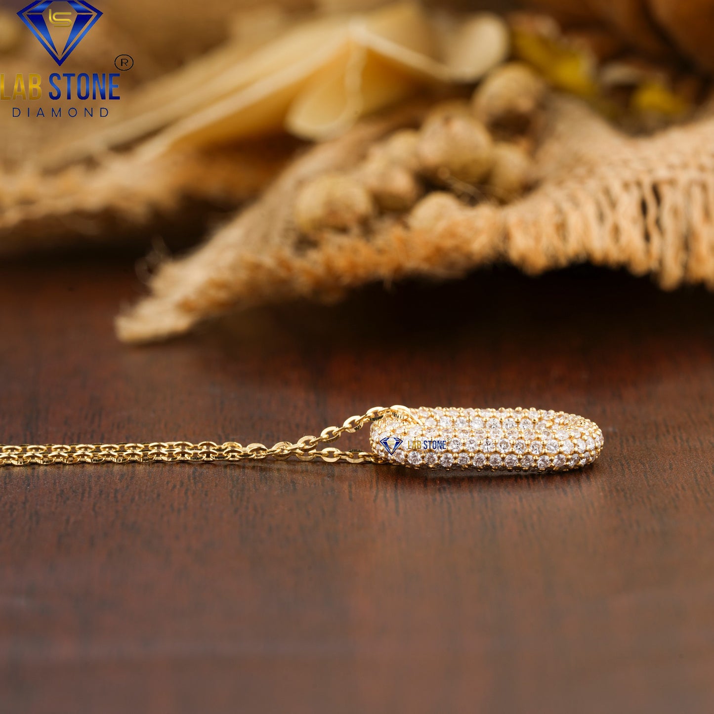 1.31 TDW Round Cut Diamond Pendant with Chain