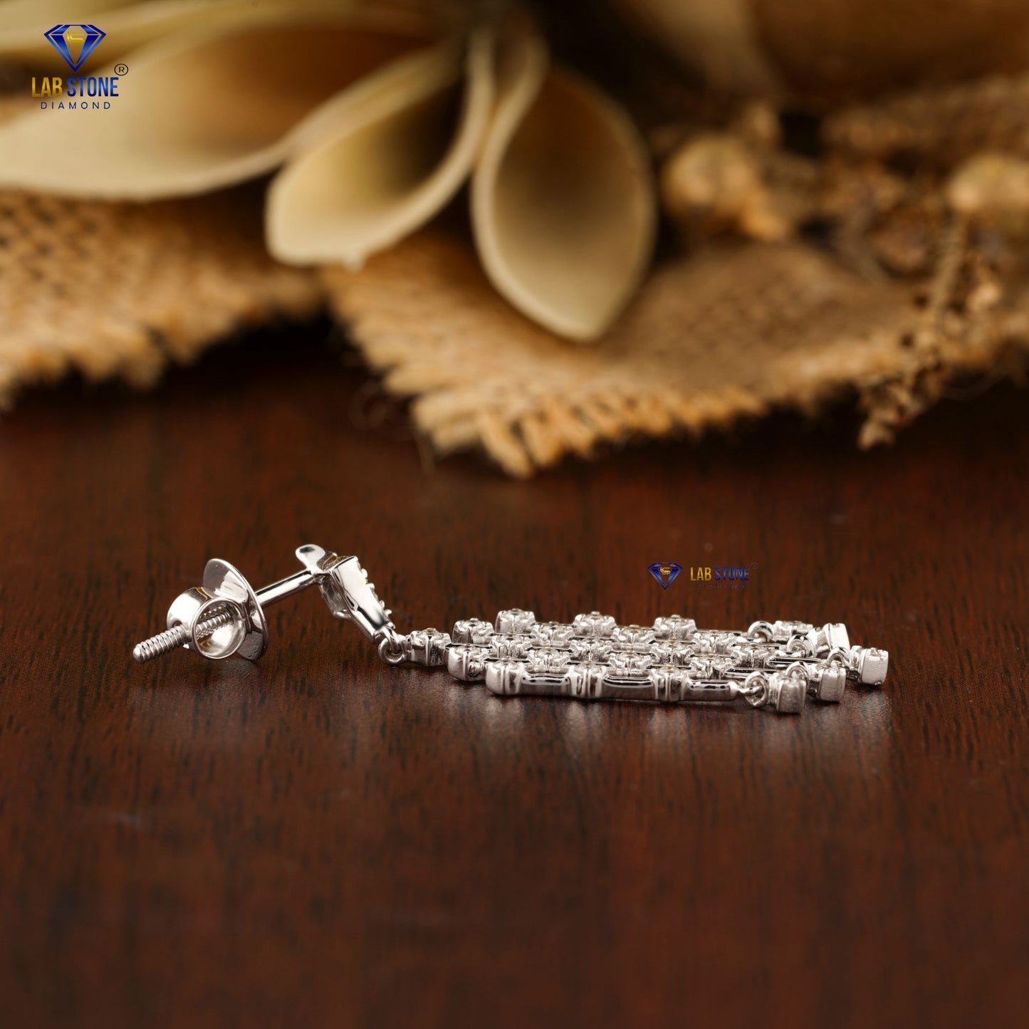 0.558 TDW Round Cut Diamond Drop & Dangle Earring