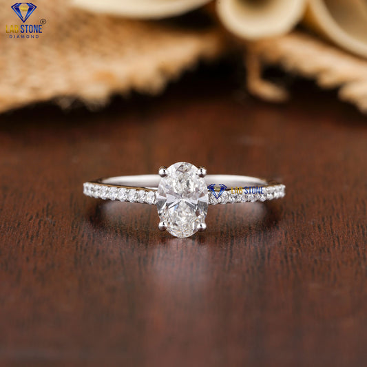 1.28 TDW Oval and Round Cut Women’s Engagement Diamond Ring