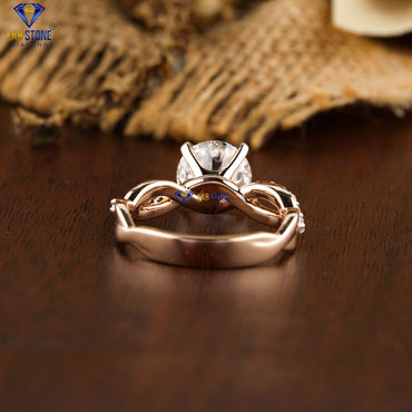 2.74 TDW Round Cut Women’s Engagement Diamond Ring