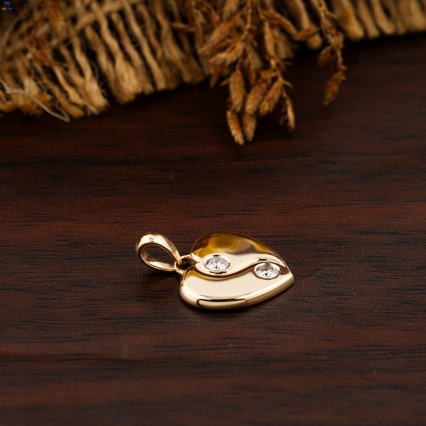 0.10 TDW Round Cut Diamond Heart Pendant