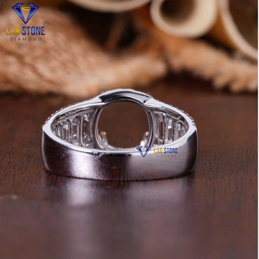 1.64 TDW Trapezoid & Round Cut Diamond Ring