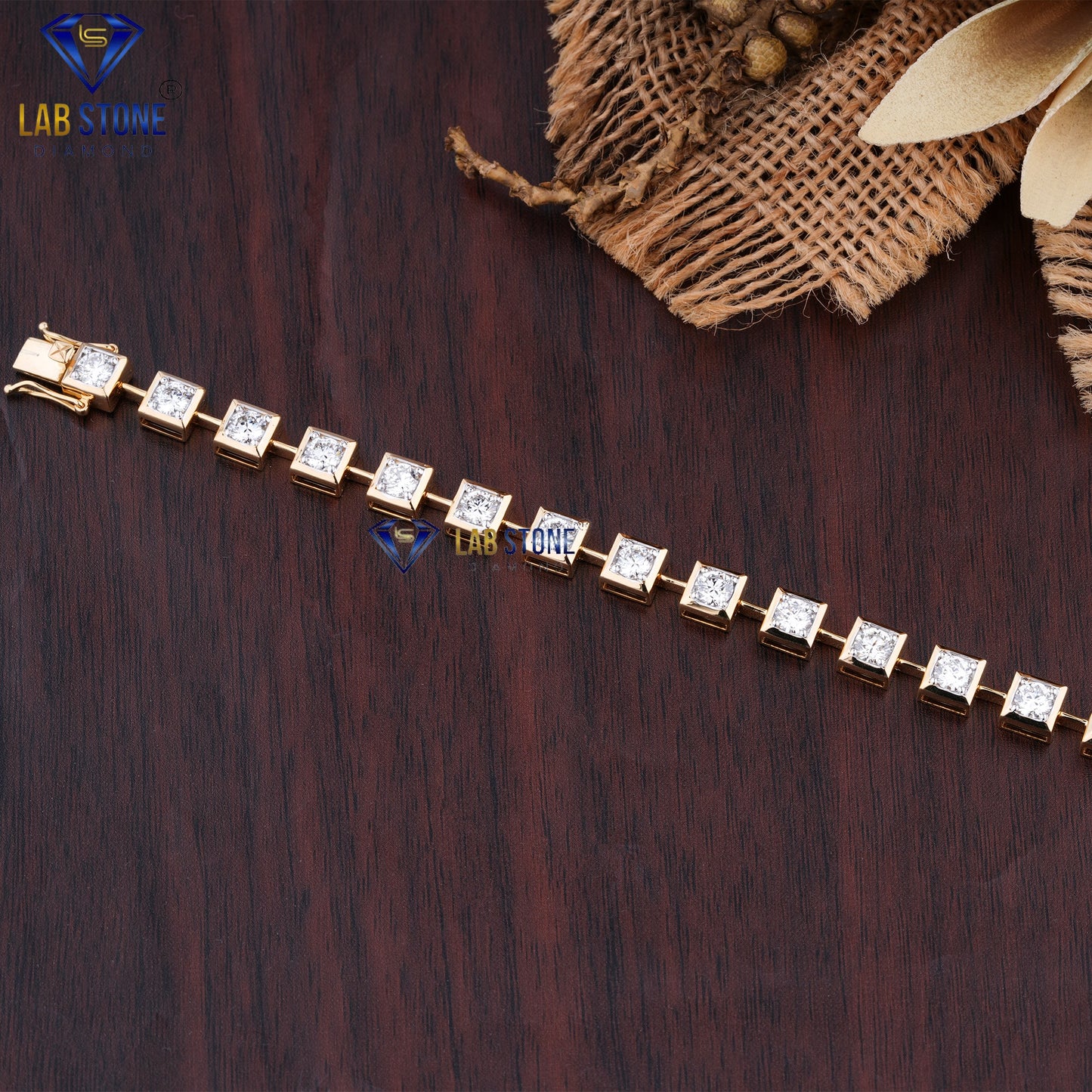 4.59 TDW Round Cut Diamond Slider Bracelet