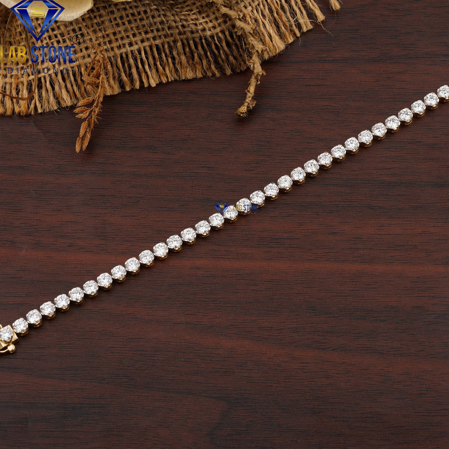 5.39 TDW Round Cut Diamond Tennis Bracelet