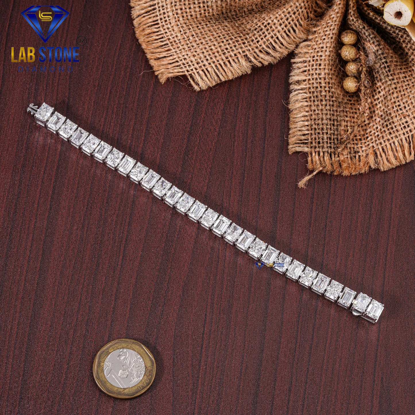 30.41 TDW Emerald & Radiant Cut Diamond Tennis Bracelet