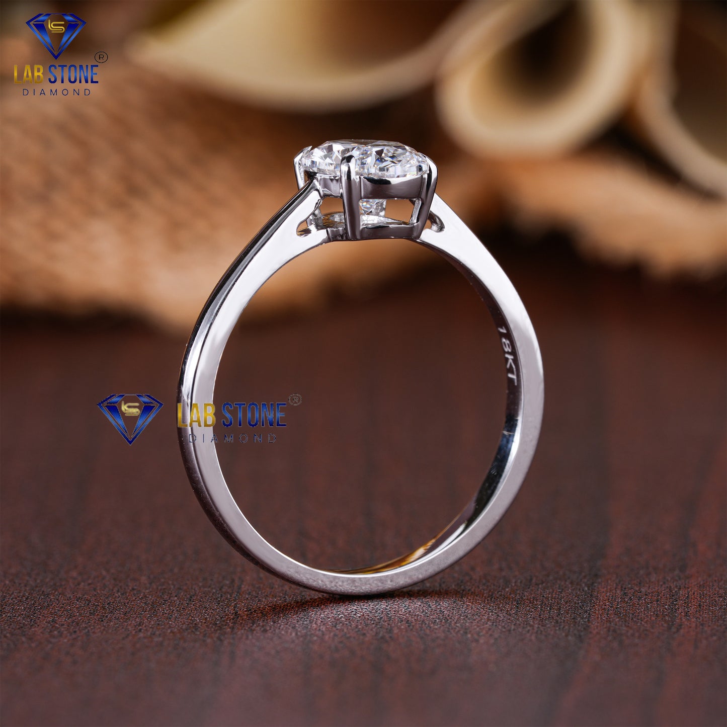 1.00 TDW Oval Cut Diamond Women’s Solitaire Ring