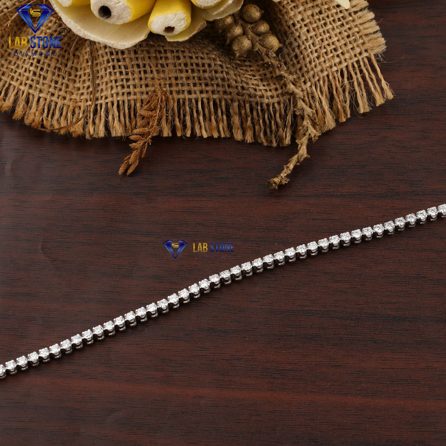 4.66 TDW Round Cut Diamond Tennis Bracelet