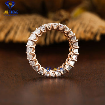 4.40 TDW Emerald Cut Diamond Eternity Band