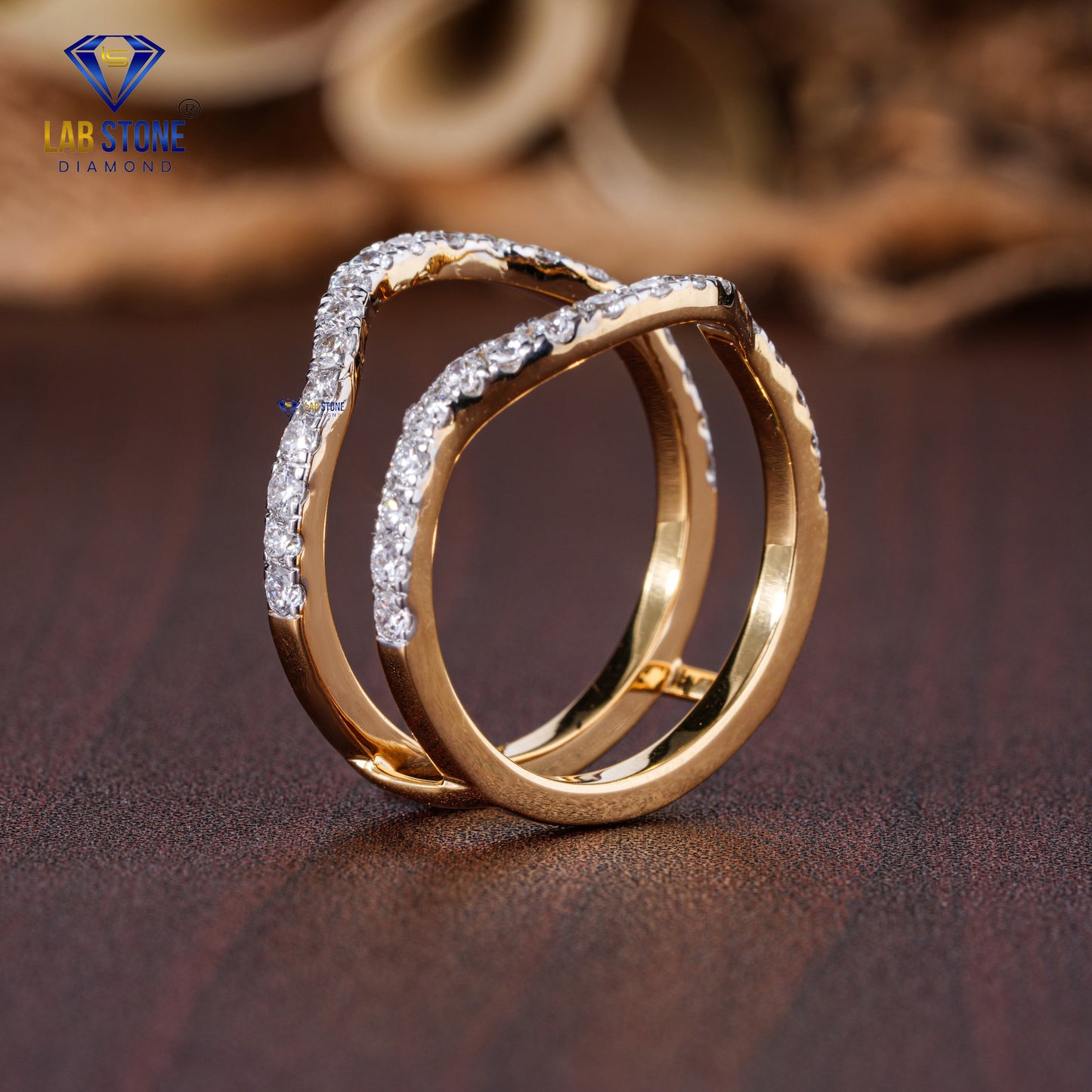 0.79 TDW Round Cut Diamond Women's Engagement Ring