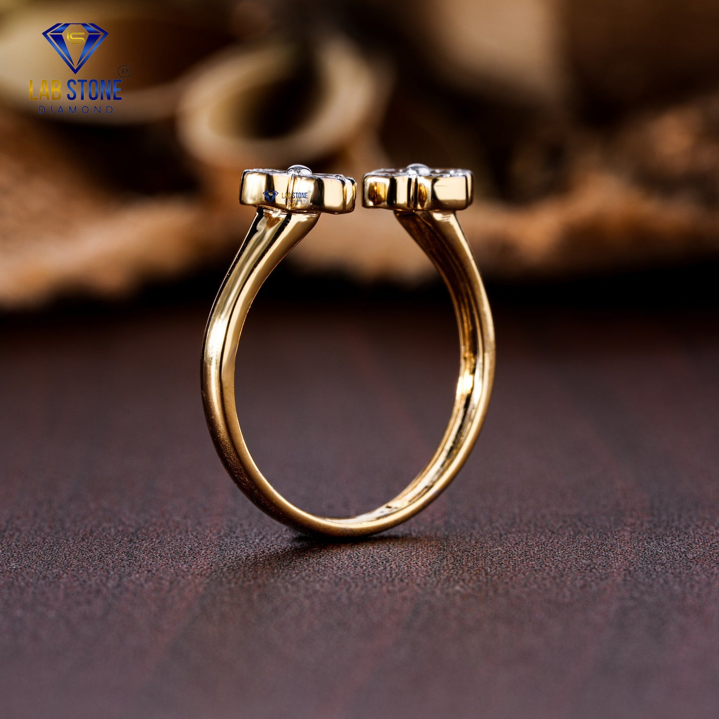 0.52 TDW Round Cut Diamond Women's Engagement Ring