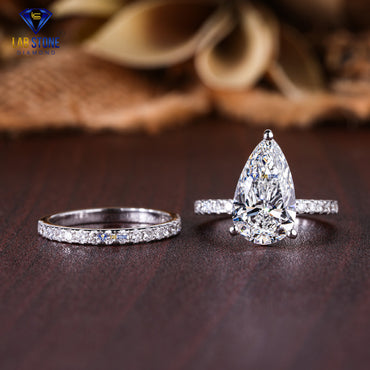 3.808 TDW Pear & Round Cut Diamond Women's Ring with Band