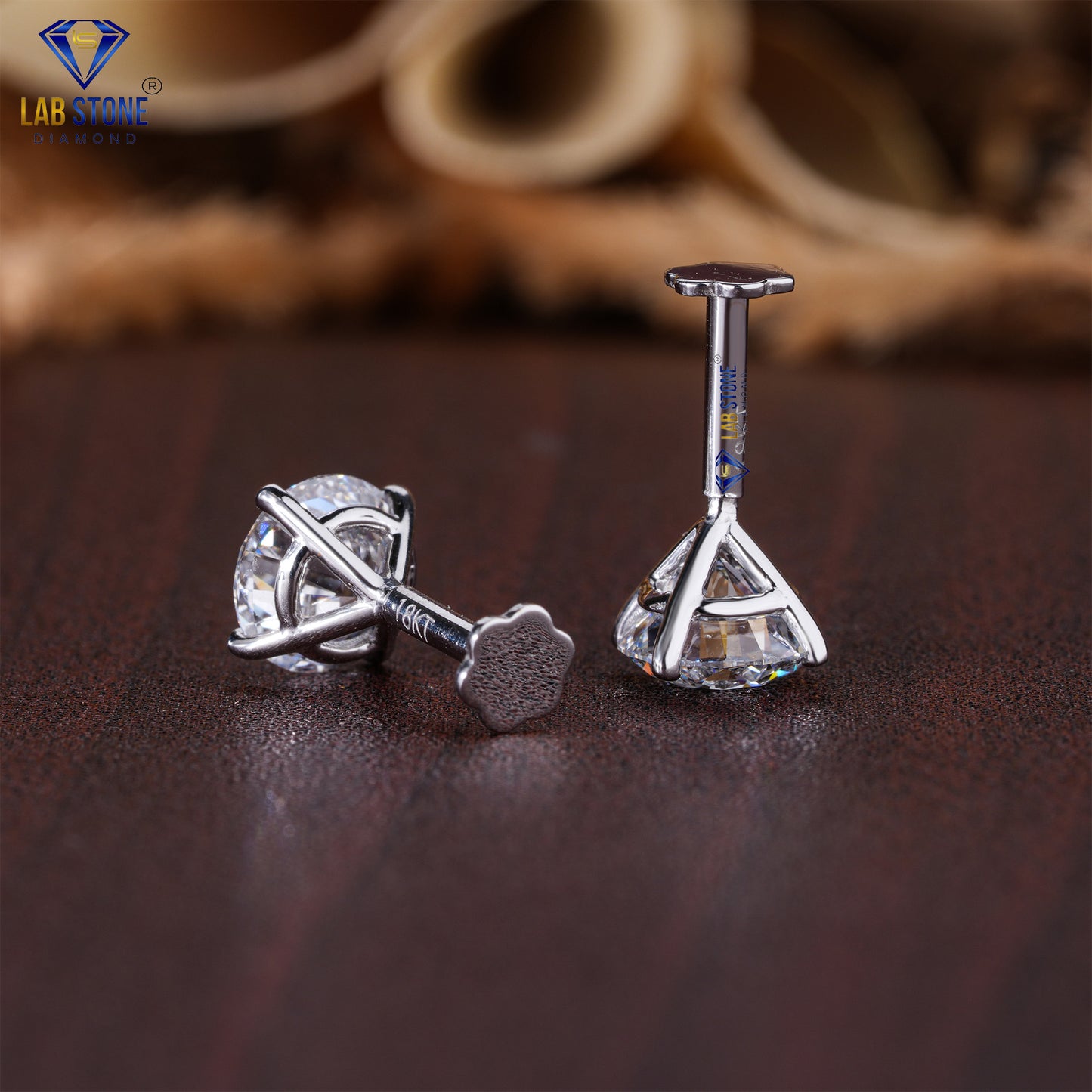 10.02 TDW Round Cut Diamond Solitaire Stud