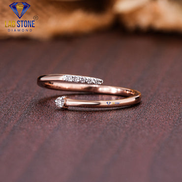 0.05 TDW Round Cut Diamond Twisted Band Women’s Engagement Ring