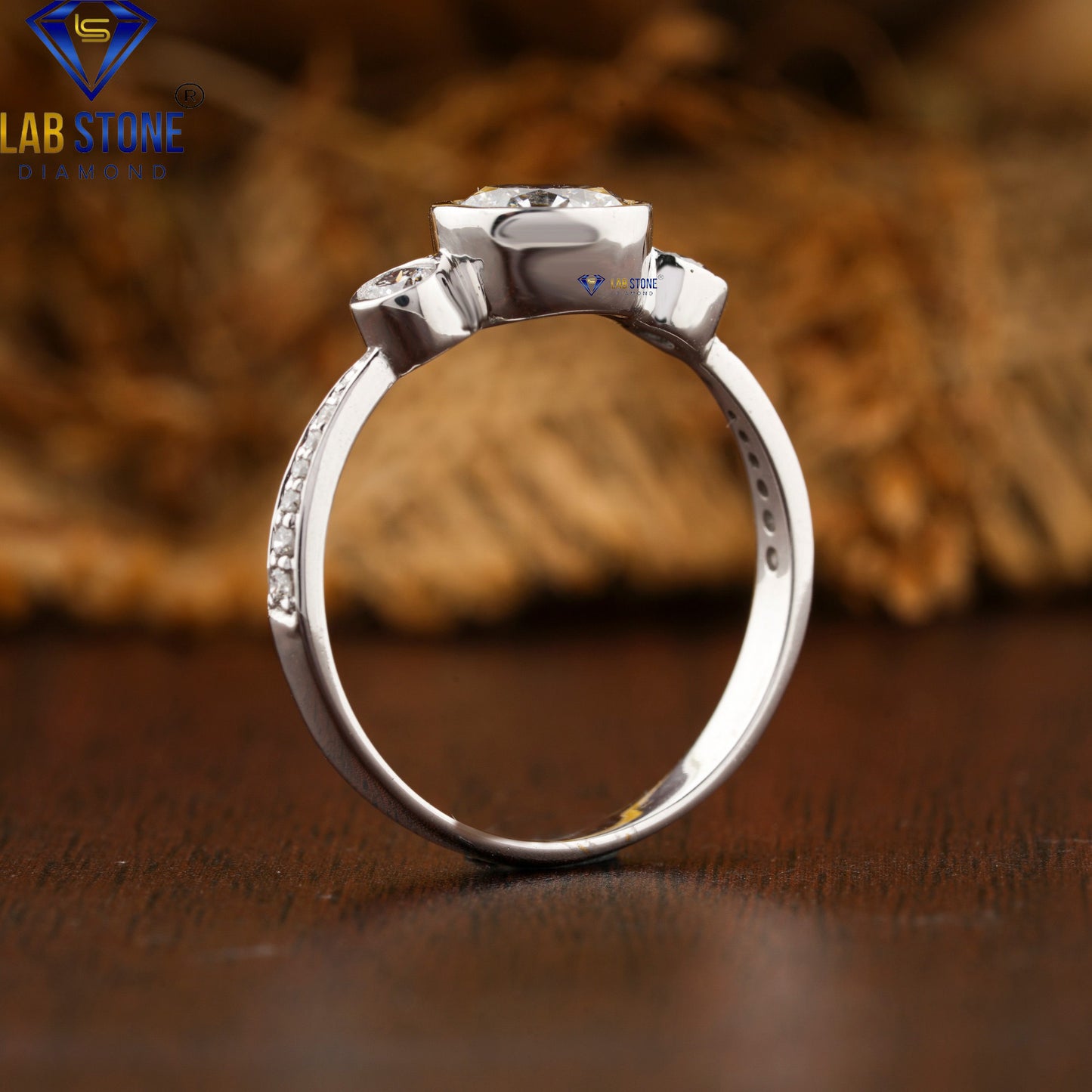 1.20 TDW Round Cut Women’s Engagement Diamond Ring