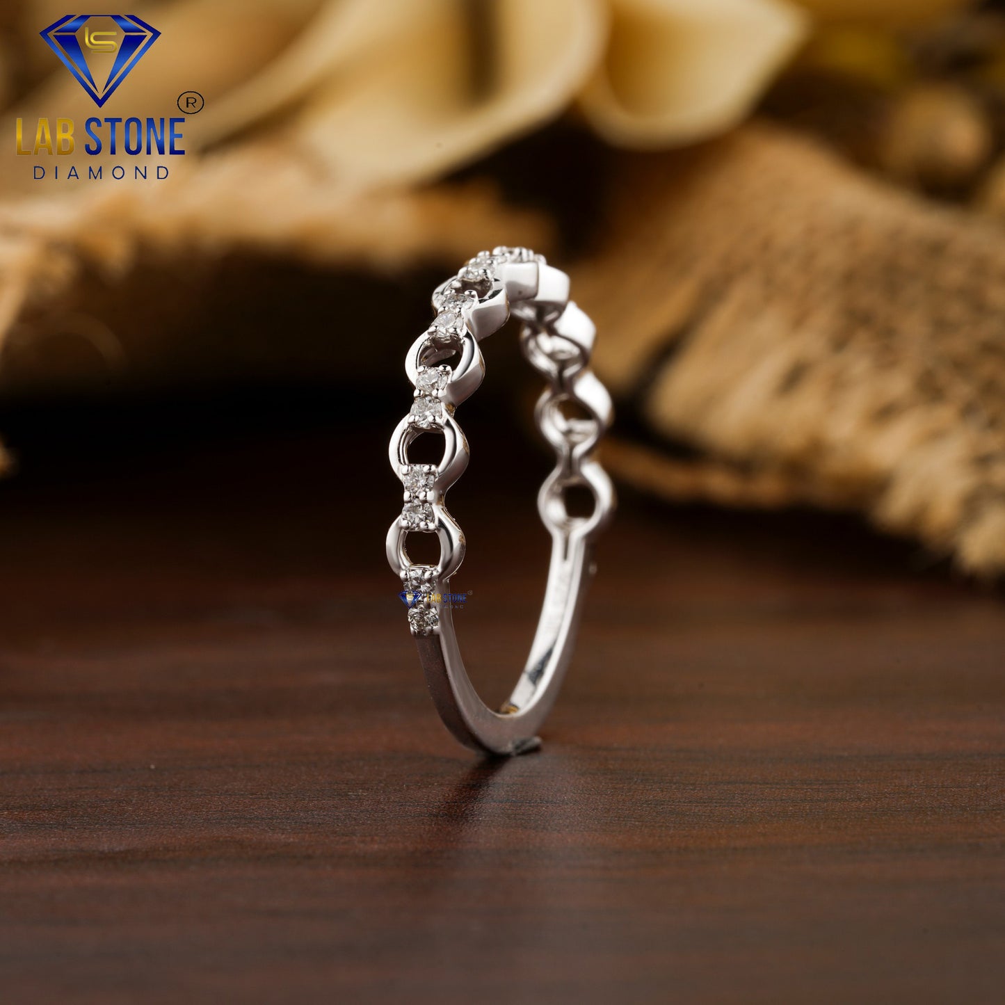 0.16 TDW Round Cut Women’s Diamond Bnad Ring