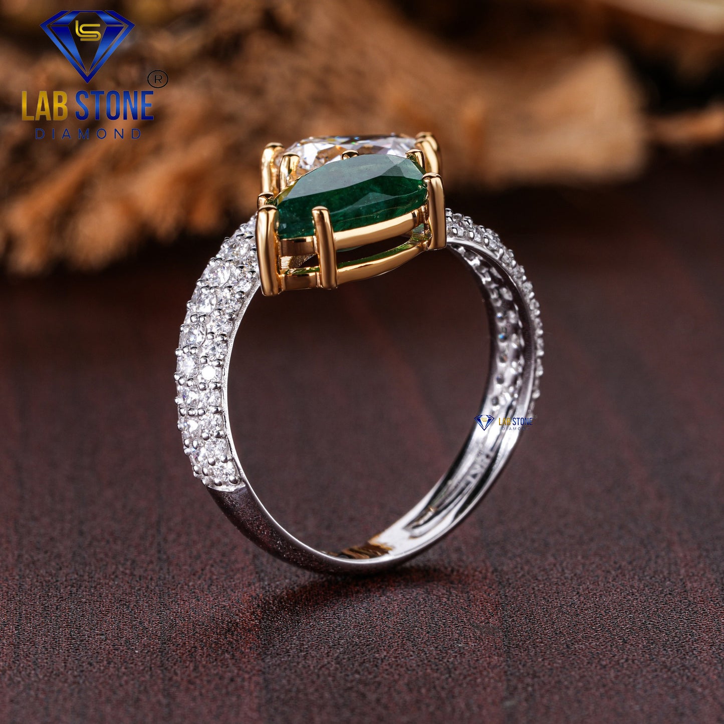 3.14 TDW Pear & Round Cut Diamond & F. Green Pear Gemstone Women’s Two Stone Spiral Ring