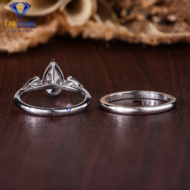 1.90 TDW Pear cut & Round cut Diamond three stone ring with band