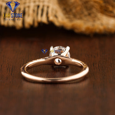 0.93 TDW Round Cut Women’s Solitaire Diamond Ring