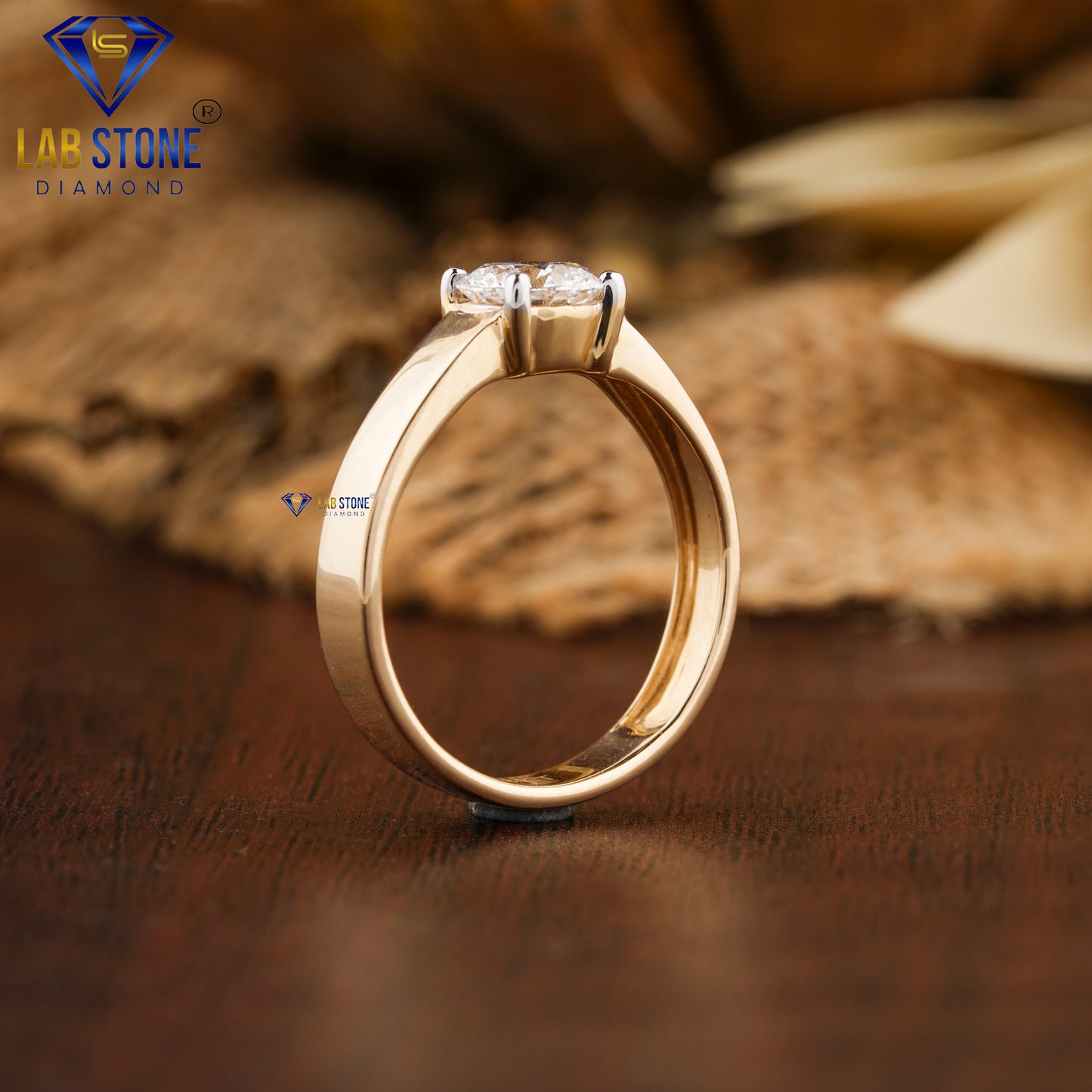 0.74 TDW Round Cut Women’s Solitaire Diamond Ring