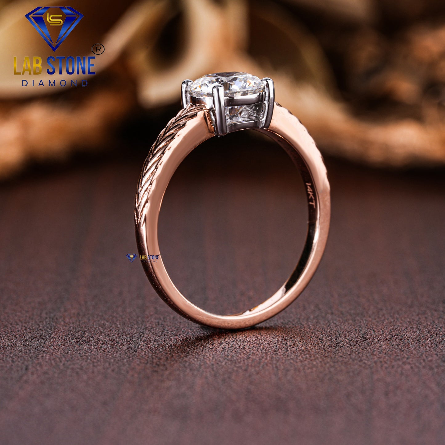 3.54 TDW Round Cut Diamond Women’s Solitaire Ring