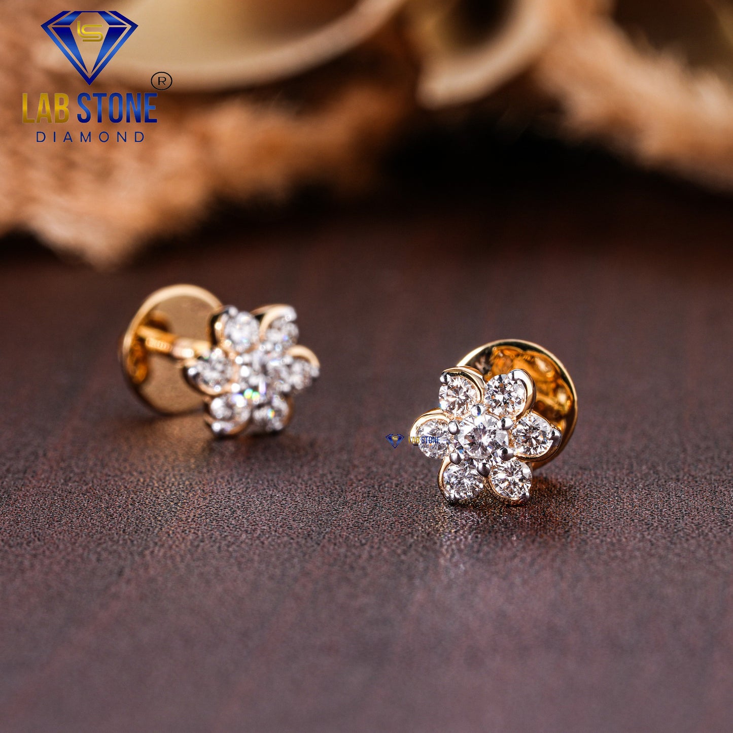 0.49 TDW Round Cut Diamond Stud Earring
