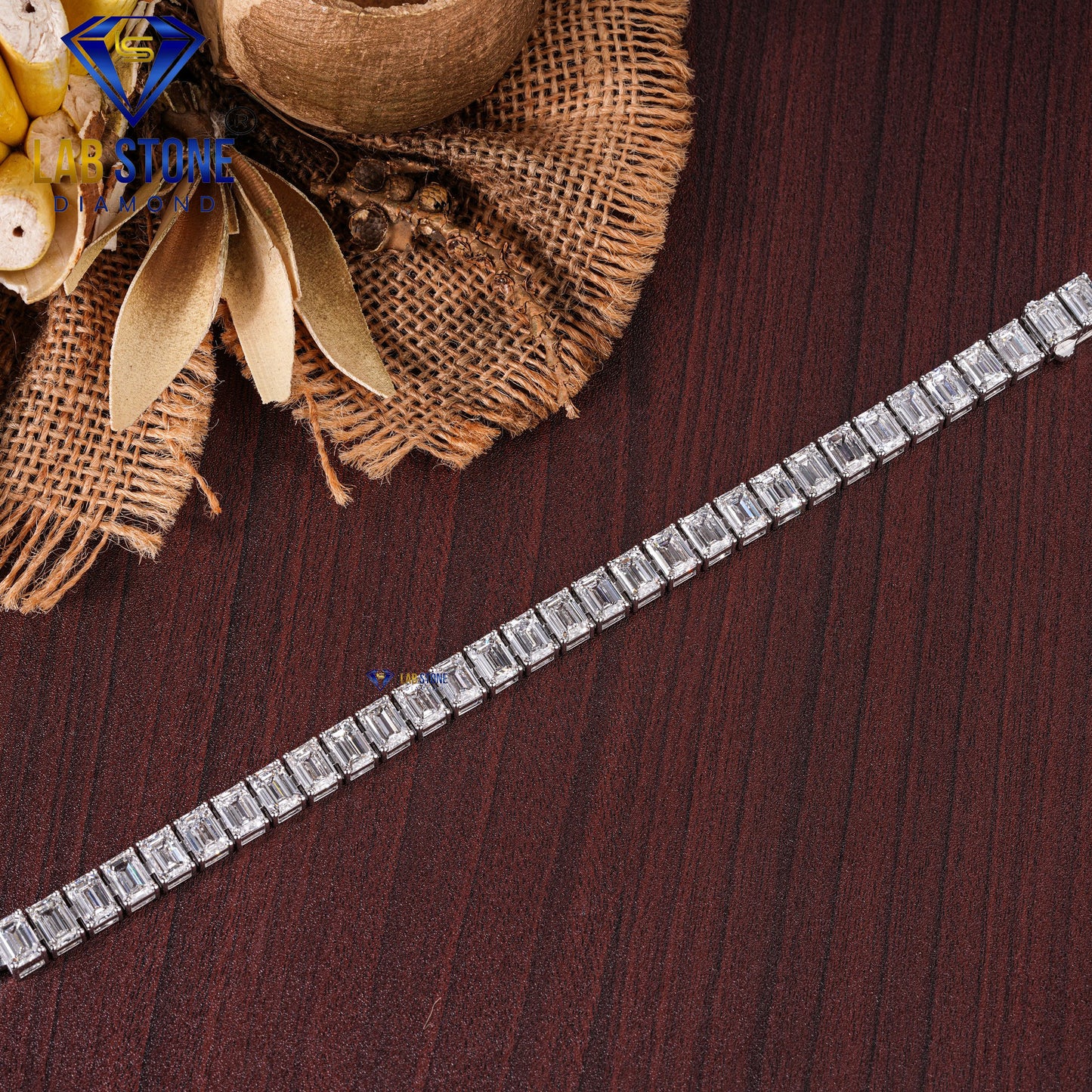 30.41 TDW Emerald Cut Diamond Tennis Bracelet