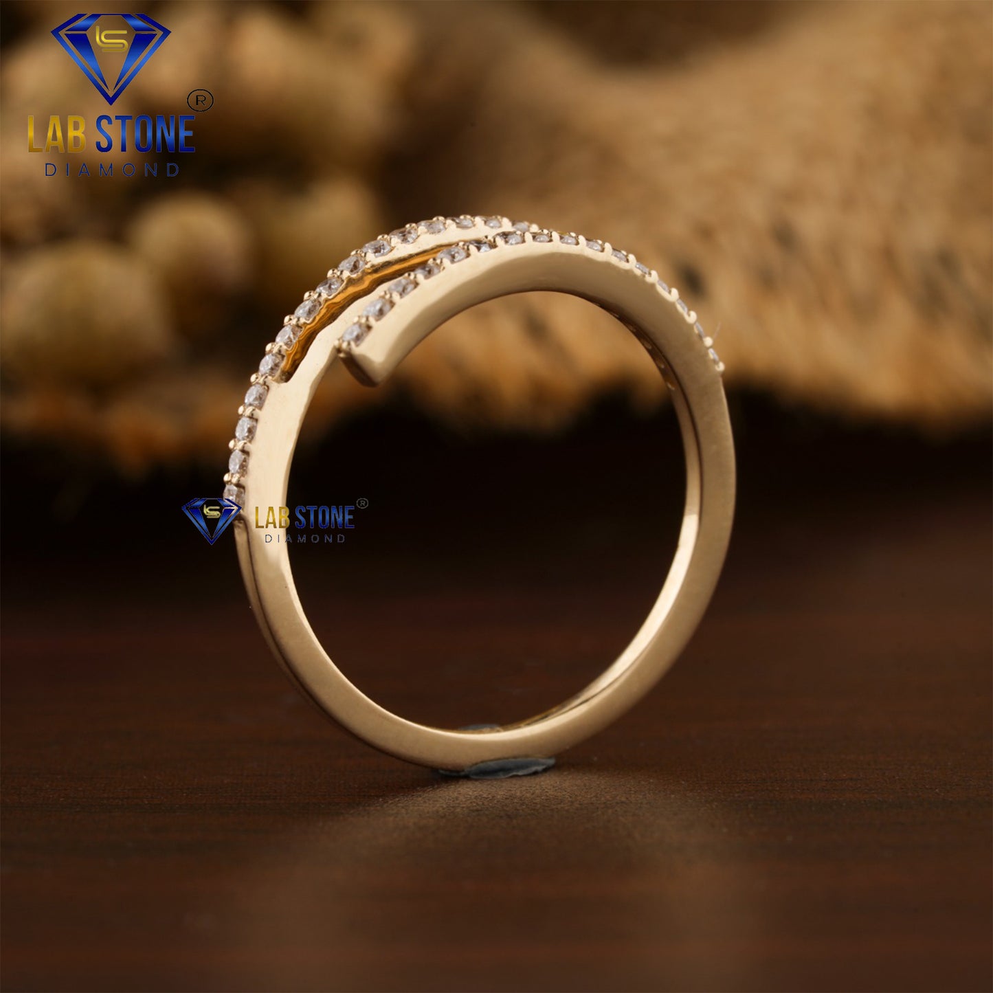0.12 TDW Round Cut Diamond Women’s Band Ring