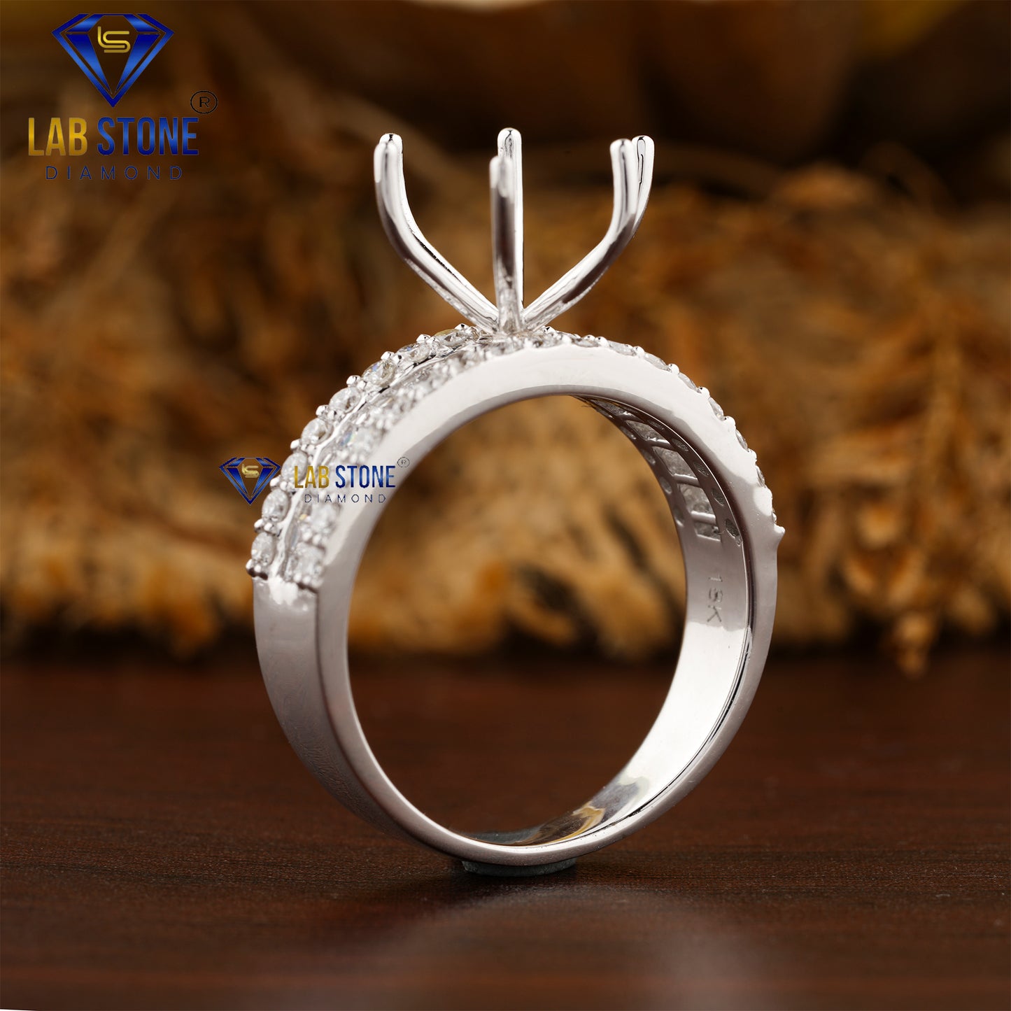 0.80 TDW Round & Baguette Cut Diamond Women’s Engagement Ring