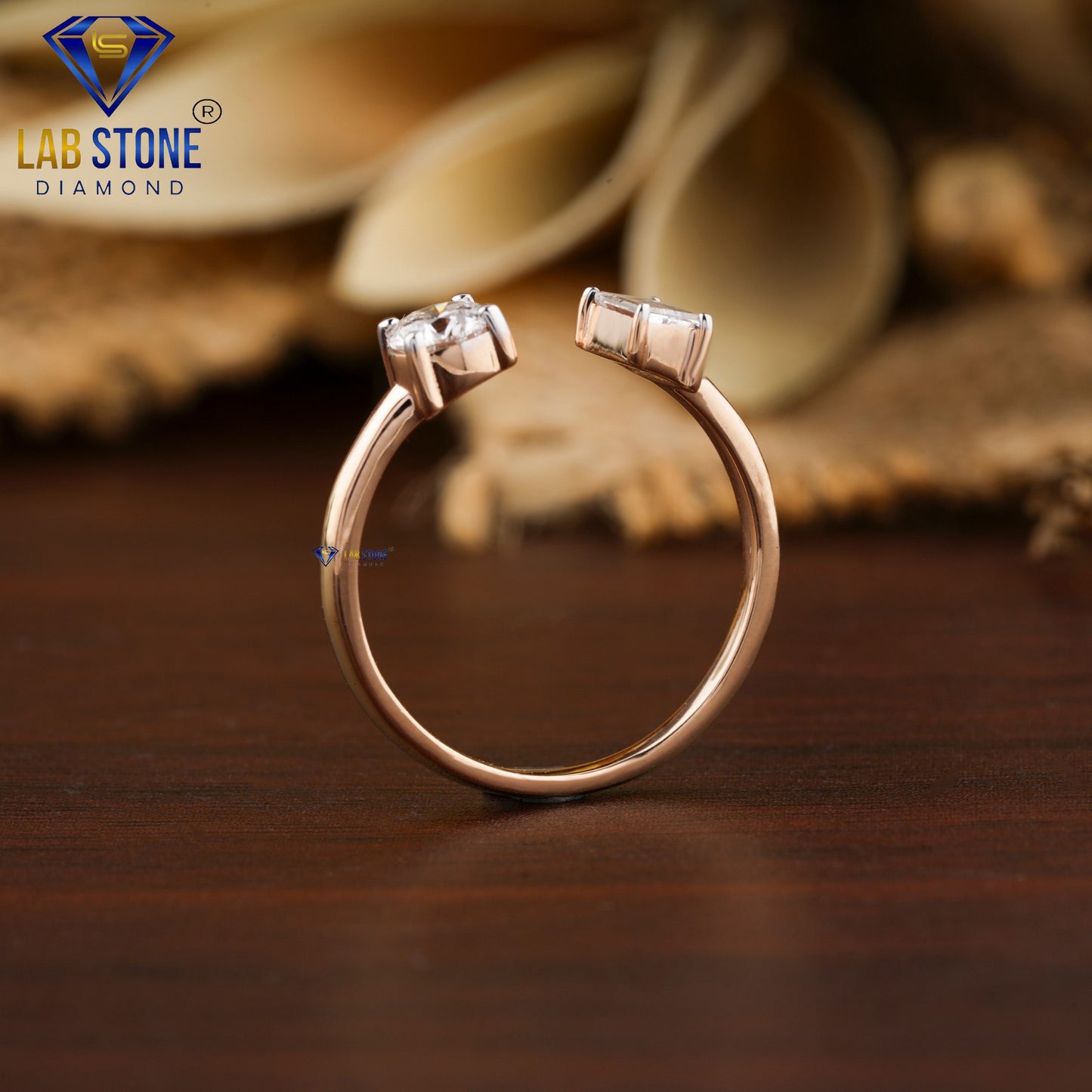 0.56 TDW Round & Baguette Cut Diamond Women’s Engagement Ring