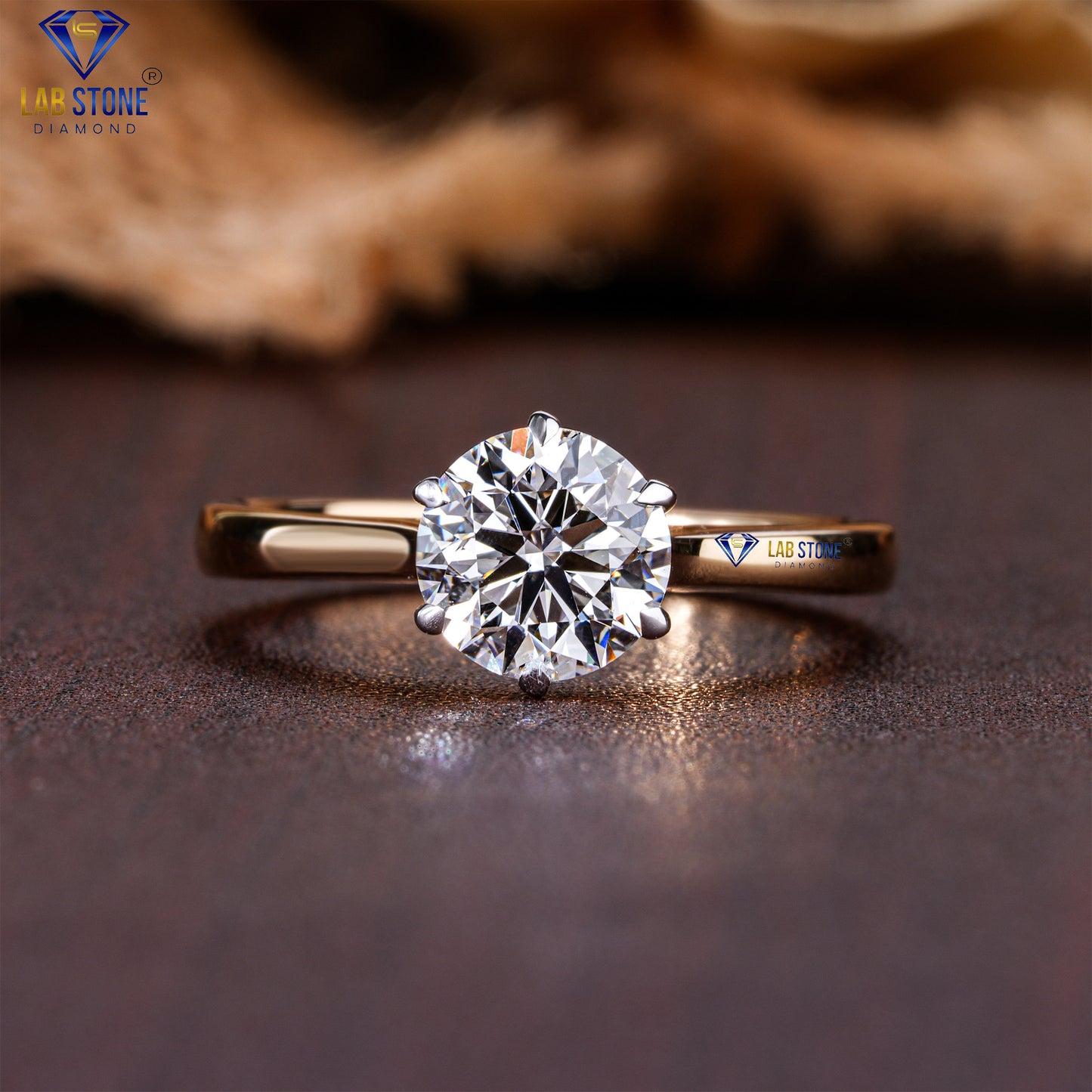 1.04 TDW Round Cut Diamond Women’s Solitaire Ring