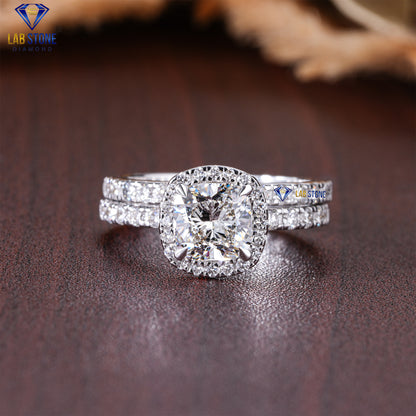 1.67 TDW Cushion & Round Cut Diamond Women's Ring with Band