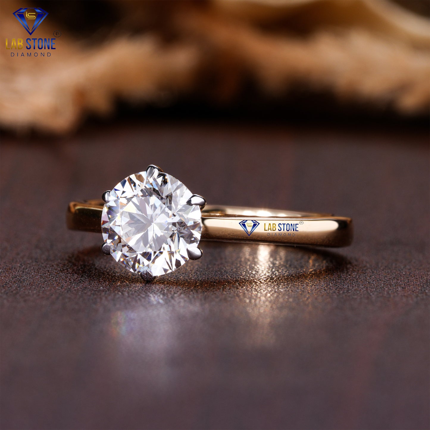 1.04 TDW Round Cut Diamond Women’s Solitaire Ring