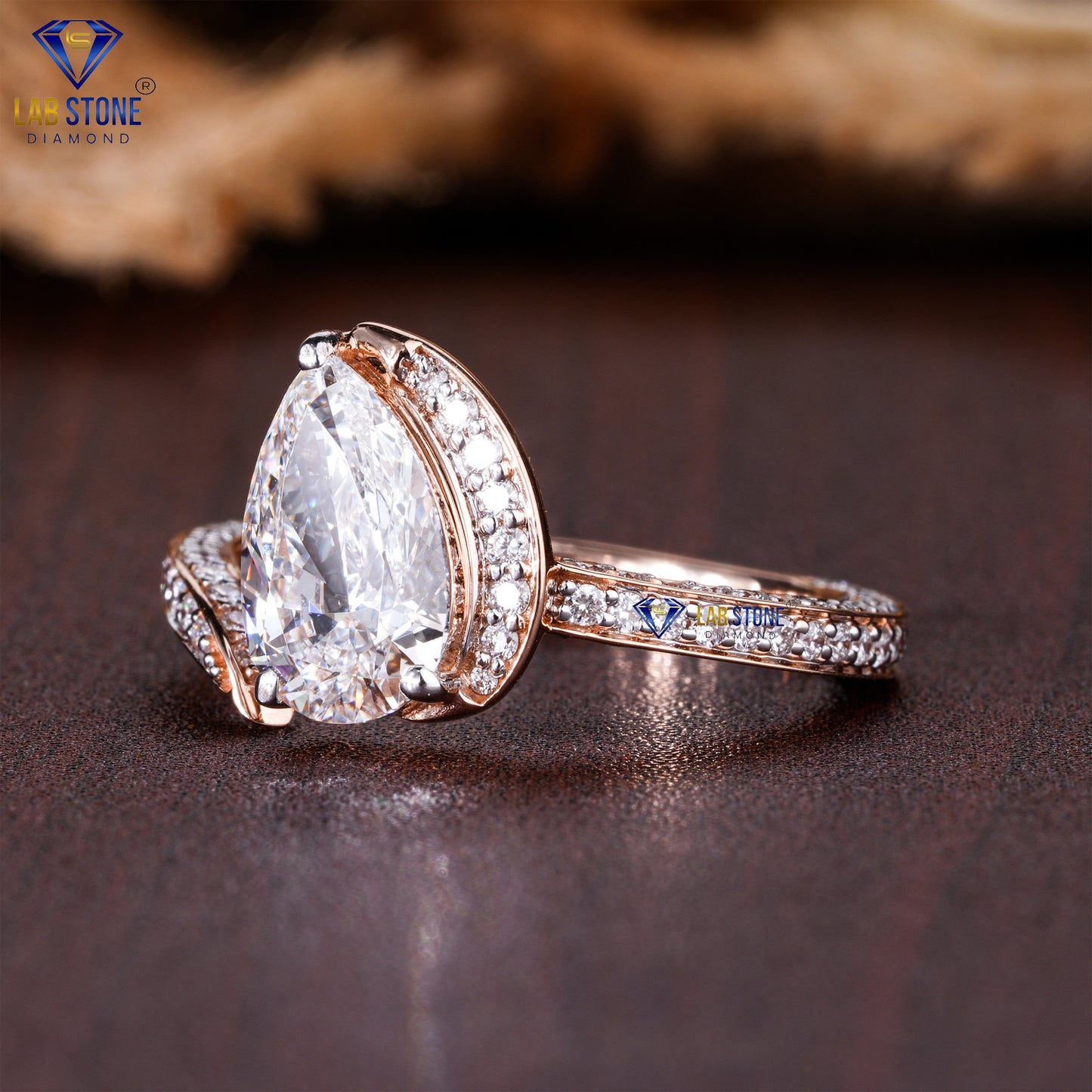 2.46 TDW Pear & Round Cut Diamond Women’s Engagement Ring