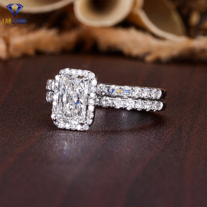 2.44 TDW Radiant & Round Cut Diamond Women’s Ring with Band