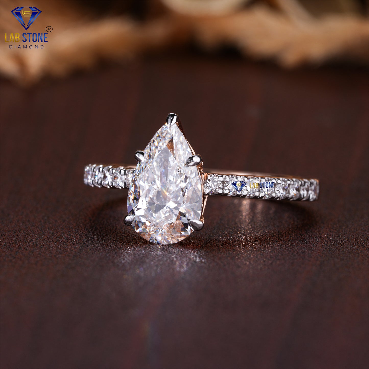 2.30 TDW Pear & Round Cut Diamond Women’s Engagement Ring