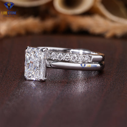 1.34 TDW Radiant & Round Cut Diamond Women's Ring with Band