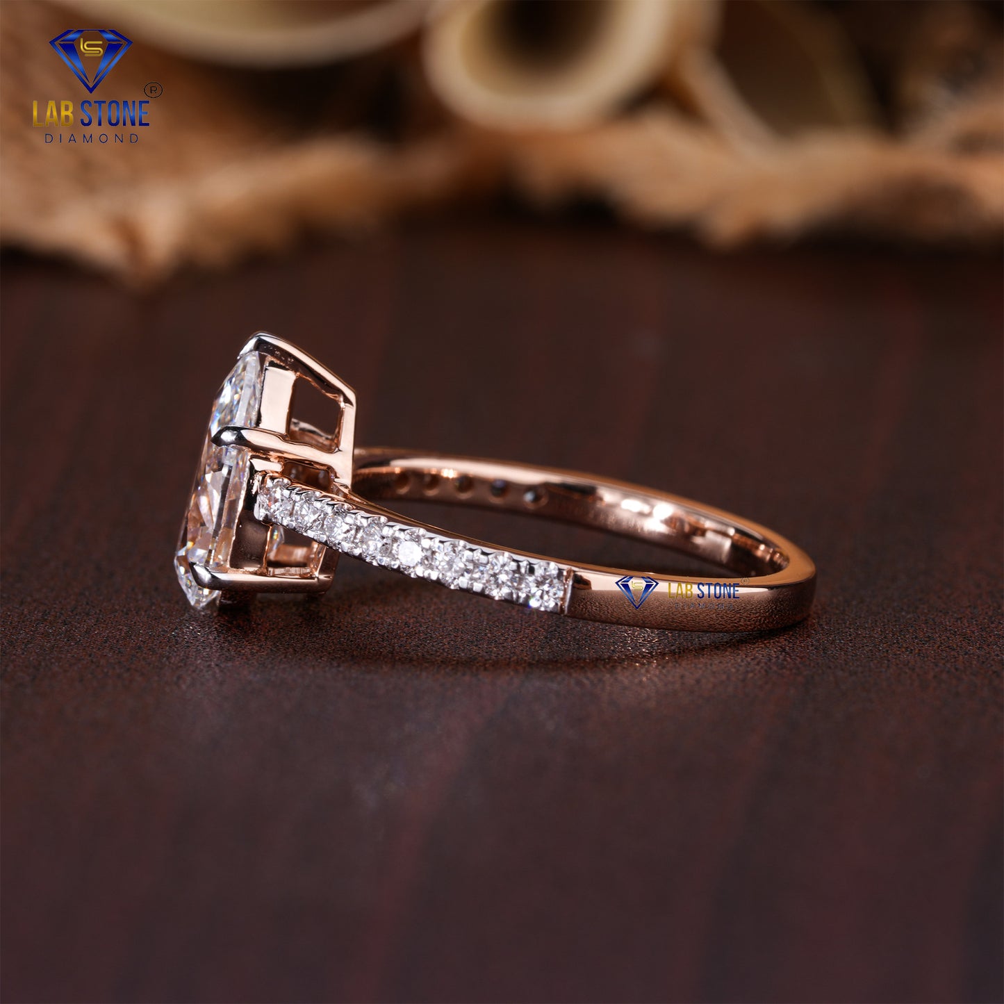 2.30 TDW Pear & Round Cut Diamond Women’s Engagement Ring