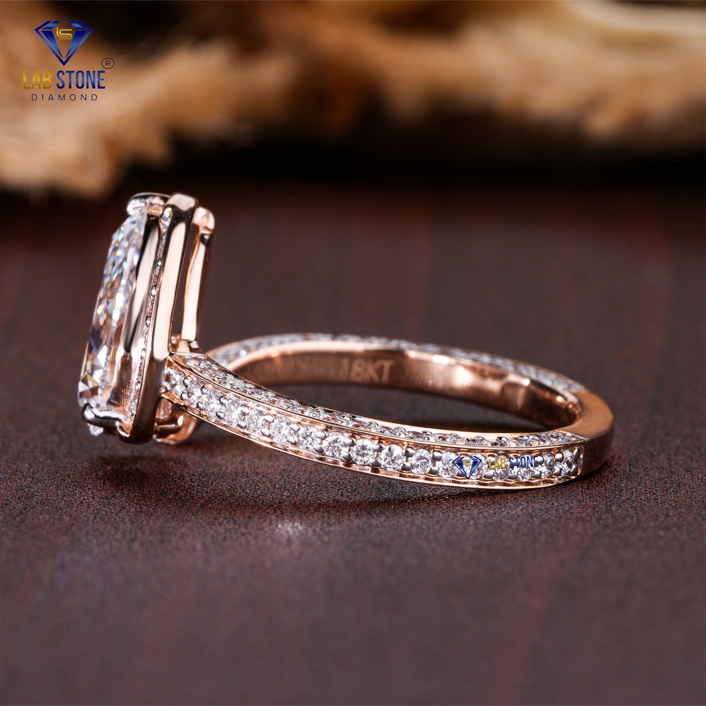 2.46 TDW Pear & Round Cut Diamond Women’s Engagement Ring