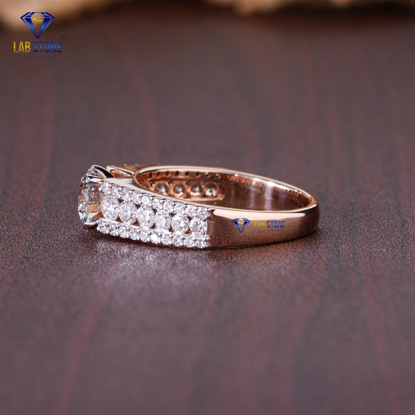 1.78 TDW Round Cut Diamond Women's Engagement Ring