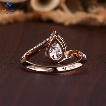 2.12 TDW Pear & Round Cut Diamond Women’s Engagement Ring