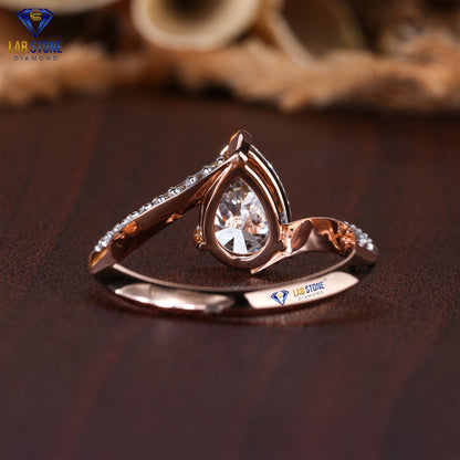 2.12 TDW Pear & Round Cut Diamond Women’s Engagement Ring