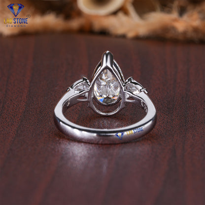 3.67 TDW Pear Cut Diamond Women's Three Stone Ring