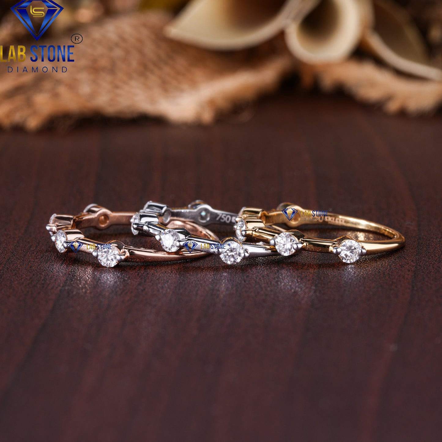 1.115 TDW Round Cut Diamond Women's Band