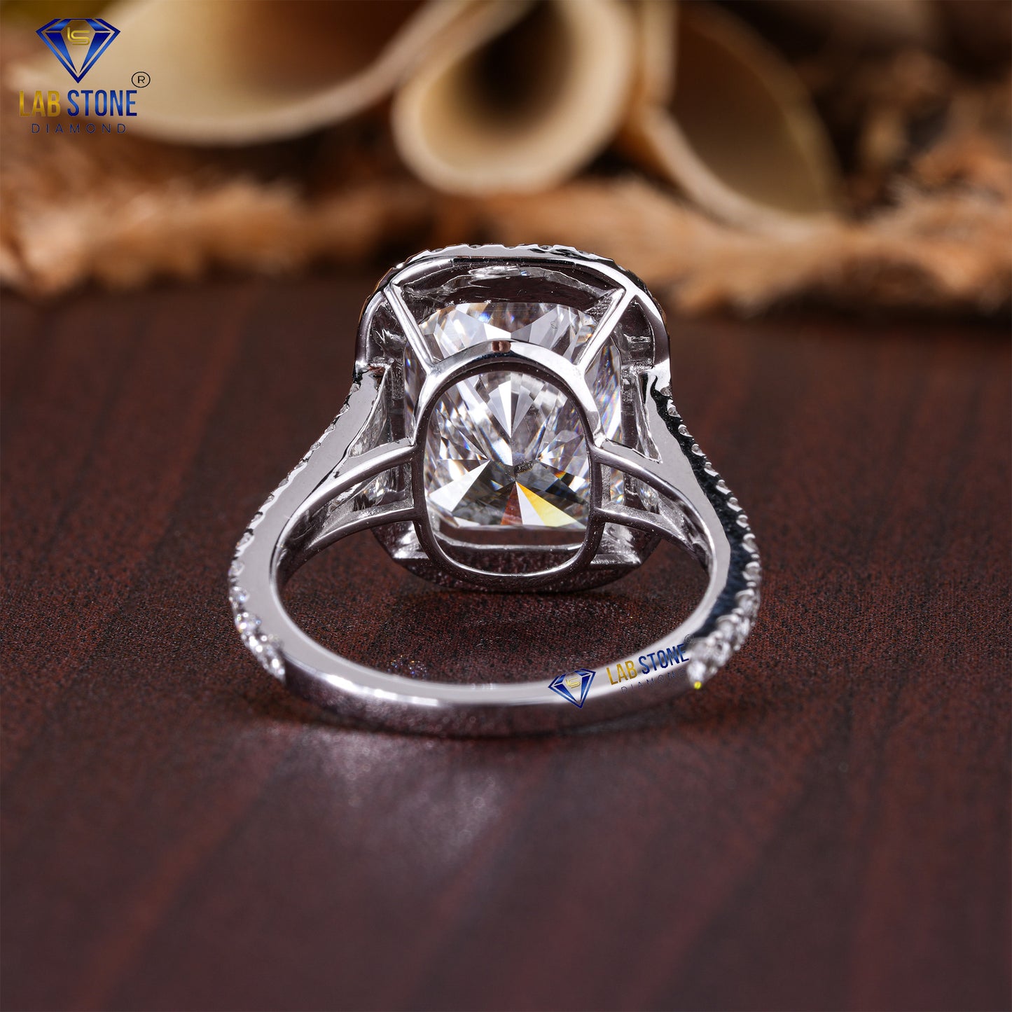 6.772 TDW Cushion & Round Cut Diamond Women's Halo Ring